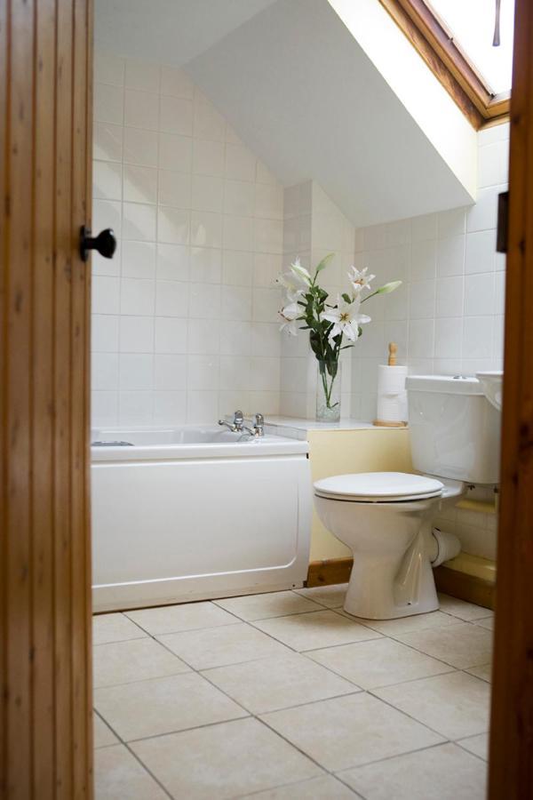Windrush Cottage, Seven Springs Cottages Cheltenham Bagian luar foto